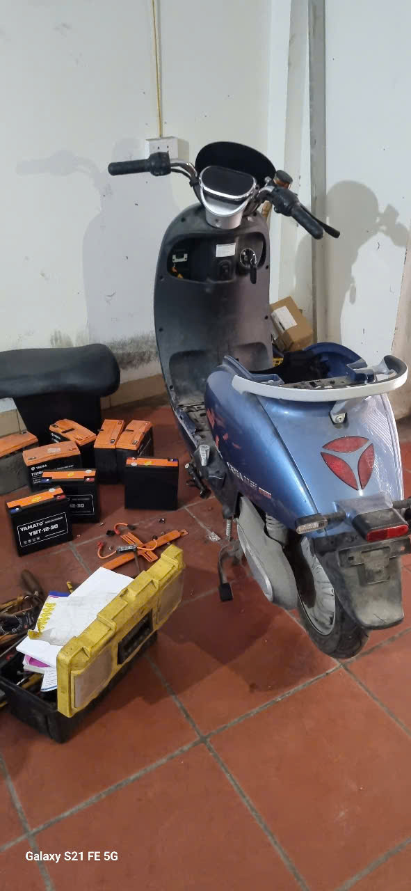 Thay Ắc Quy Xe Điện Tại Nhà Hà Nội