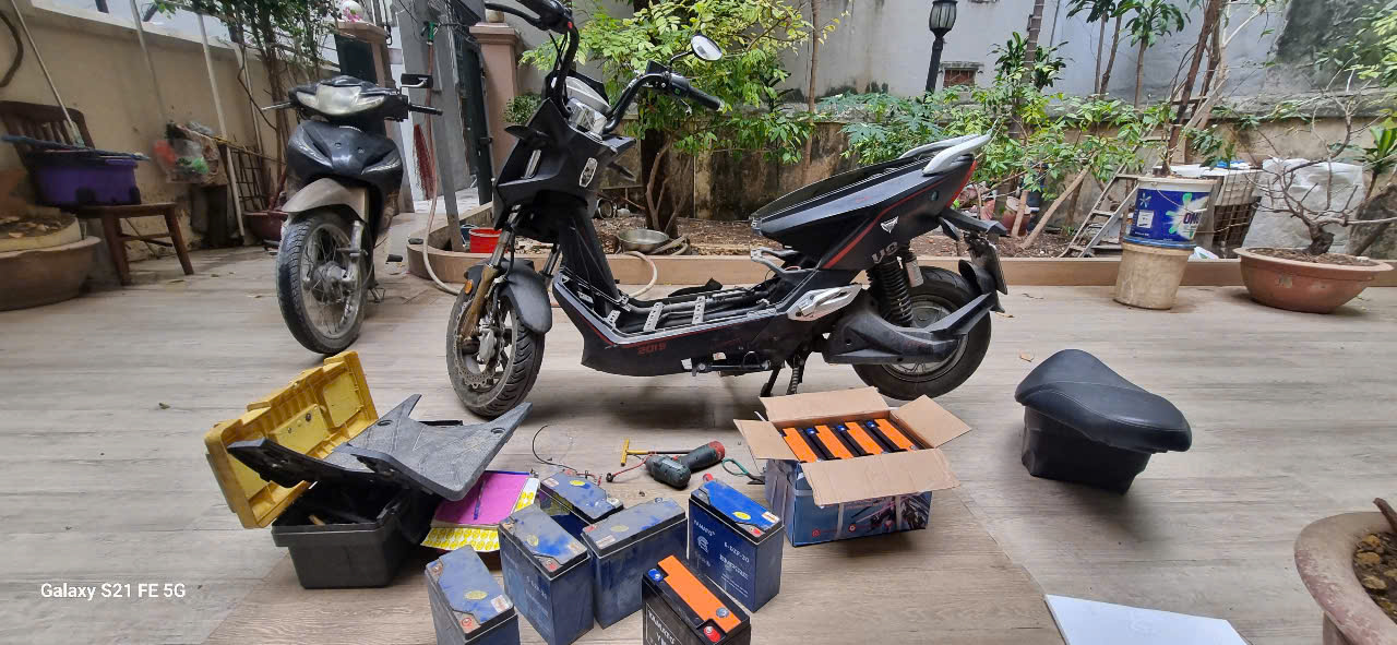 Thay Ắc Quy Xe Đạp Điện Tại Đường Láng Hà Nội