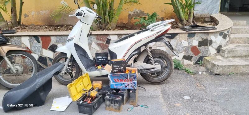 thay ắc quy xe máy điện vinfast